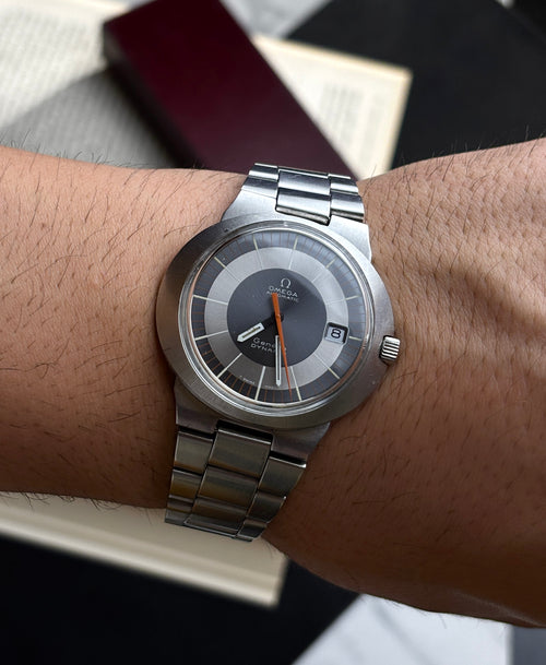 Omega Genève Dynamic