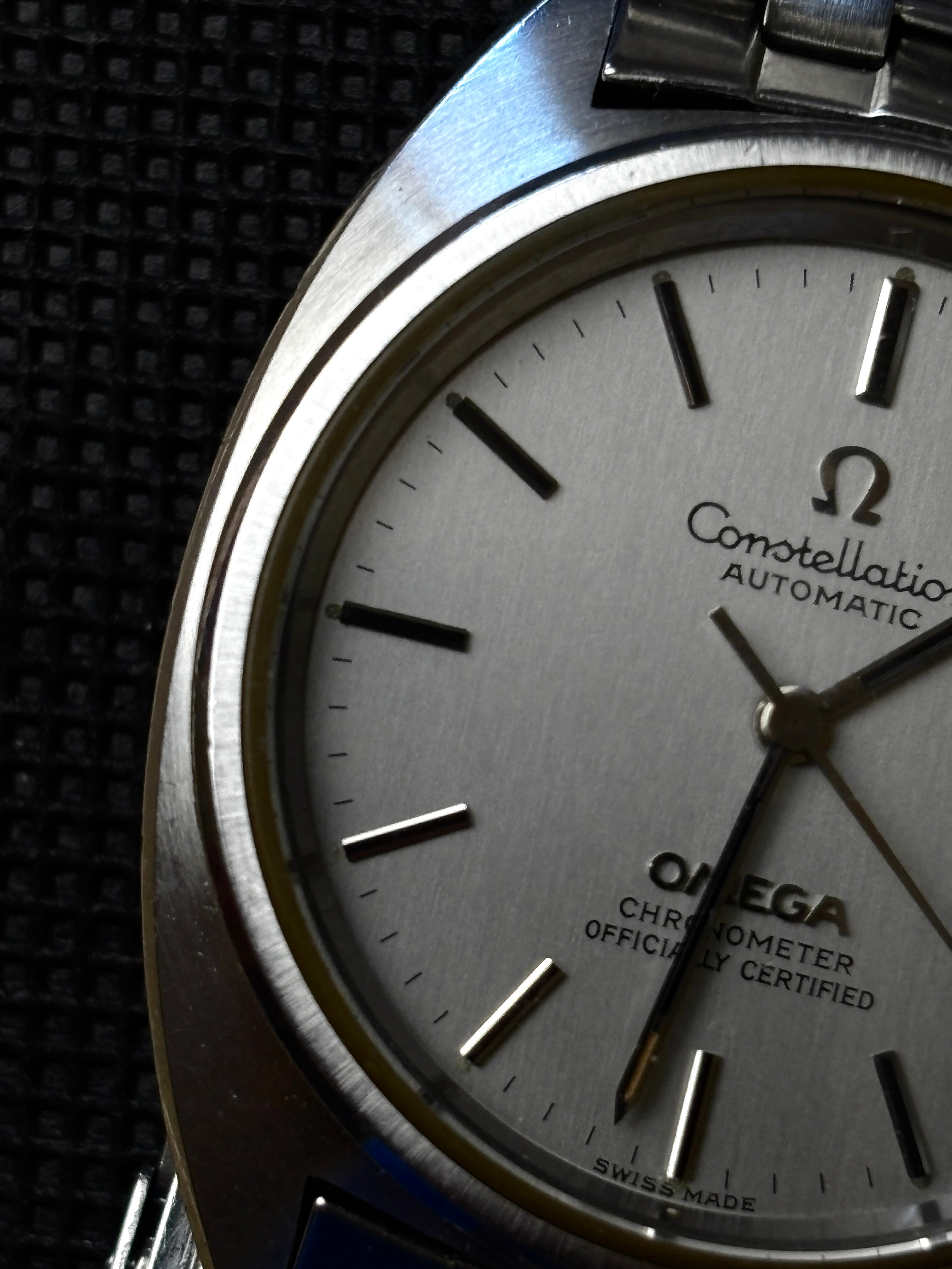 Omega Constellation C-Shape ST